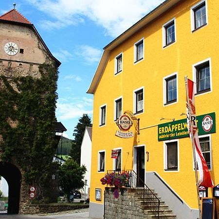Gasthof 'Zum Alten Turm' Haslach an der Mühl Exterior foto